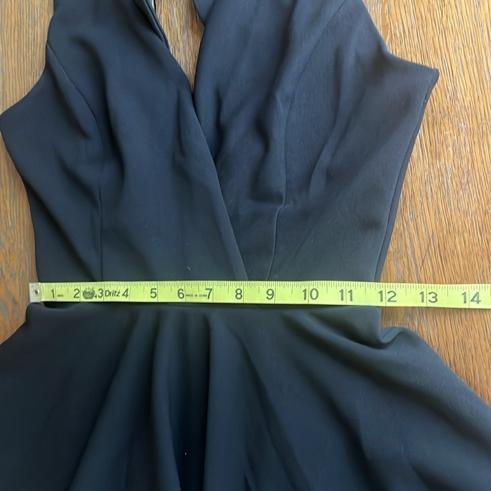 Lulu’s Black Wonder Whirl Twisted Back Skater Dress Size XS Full Skirt Straps - Picture 9 of 15
